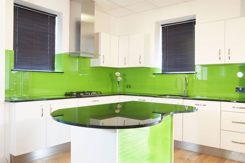 Green & white kitchen